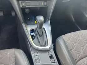 Toyota Yaris Cross (2024) thumbnail 23