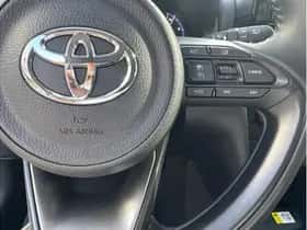 Toyota Yaris Cross (2024) thumbnail 27