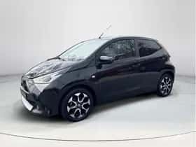 Toyota Aygo (2021) thumbnail 1