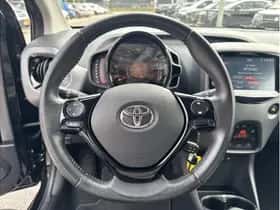 Toyota Aygo (2021) thumbnail 18