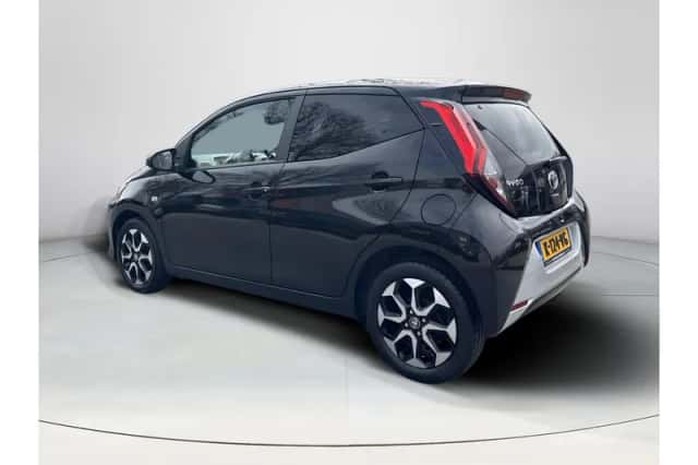 Toyota Aygo (2021) thumbnail 3