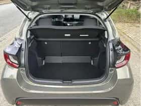 Toyota Yaris (2022) thumbnail 14