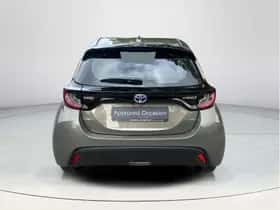 Toyota Yaris (2022) thumbnail 4