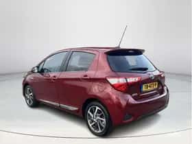 Toyota Yaris (2018) thumbnail 3