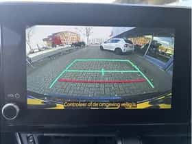Toyota C-HR (2023) thumbnail 28