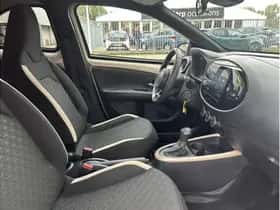 Toyota Aygo X (2024) thumbnail 13