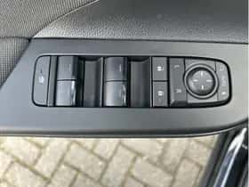 Toyota C-HR (2025) thumbnail 20