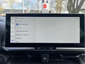 Toyota C-HR (2025) thumbnail 28