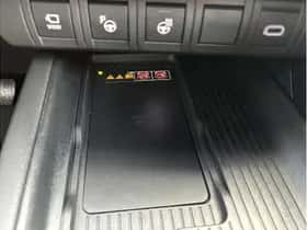 Toyota C-HR (2025) thumbnail 32
