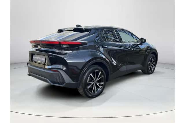 Toyota C-HR (2025) thumbnail 5