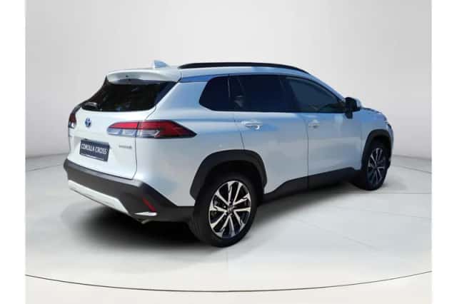 Toyota Corolla Cross (2023) thumbnail 5