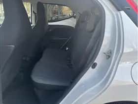 Toyota Aygo (2021) thumbnail 11
