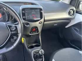 Toyota Aygo (2021) thumbnail 14