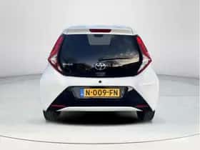 Toyota Aygo (2021) thumbnail 4
