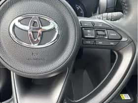 Toyota Yaris Cross (2024) thumbnail 24