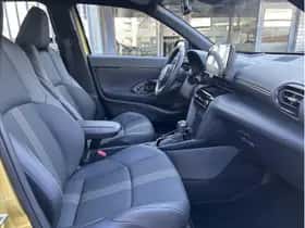 Toyota Yaris Cross (2024) thumbnail 17