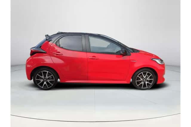 Toyota Yaris (2021) thumbnail 6