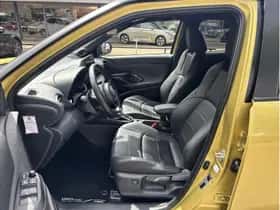 Toyota Yaris Cross (2021) thumbnail 14