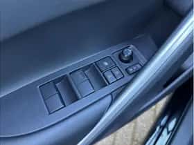 Toyota Corolla (2023) thumbnail 29