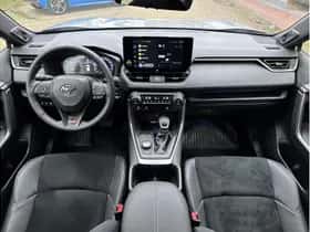 Toyota RAV4 (2024) thumbnail 15