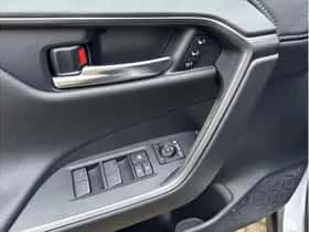 Toyota RAV4 (2024) thumbnail 28