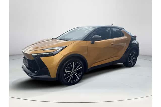 Toyota C-HR (2024) thumbnail 1