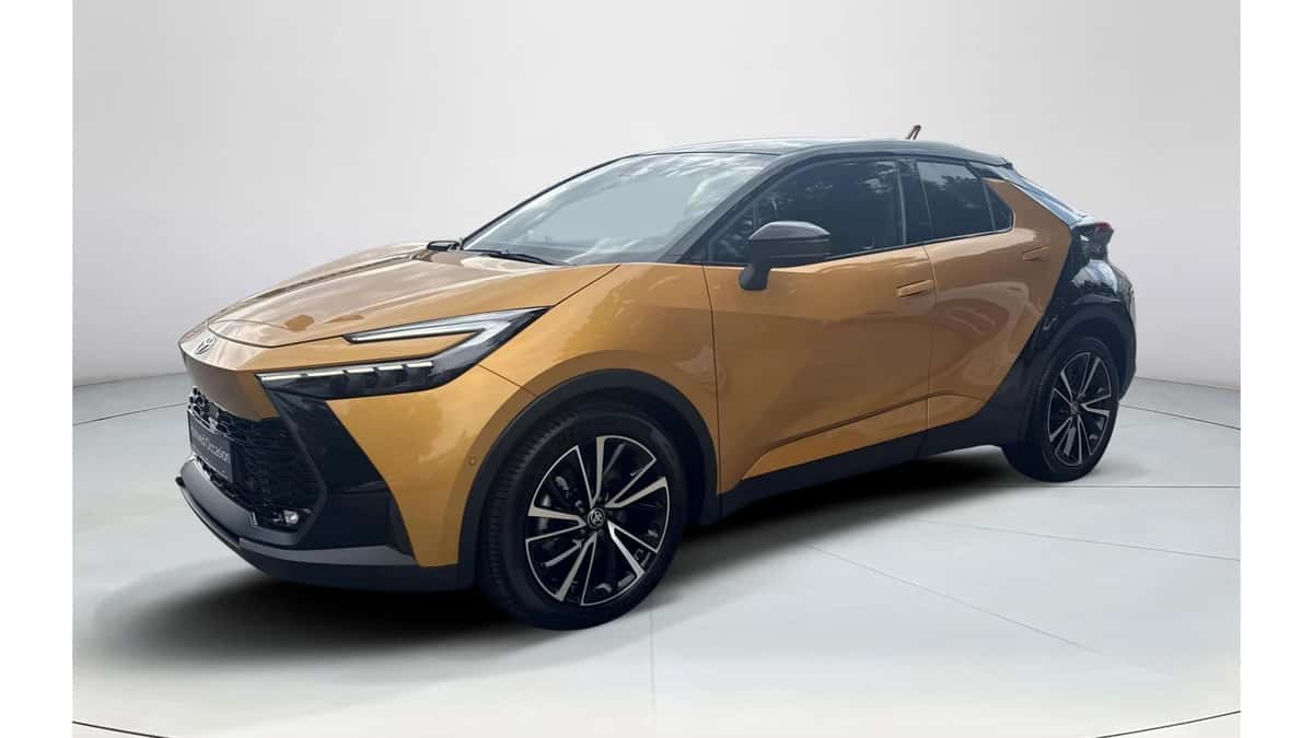 Toyota C-HR (2024) — foto 1