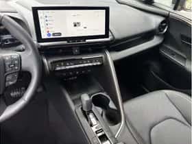 Toyota C-HR (2024) thumbnail 19