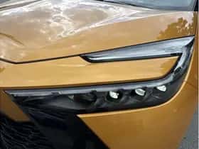 Toyota C-HR (2024) thumbnail 40