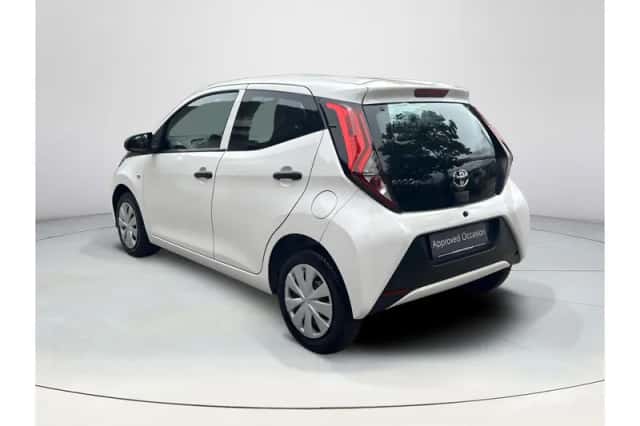 Toyota Aygo (2020) thumbnail 3