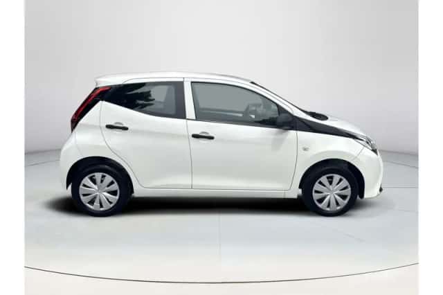 Toyota Aygo (2020) thumbnail 6
