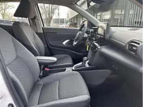 Toyota Yaris Cross (2023) thumbnail 16