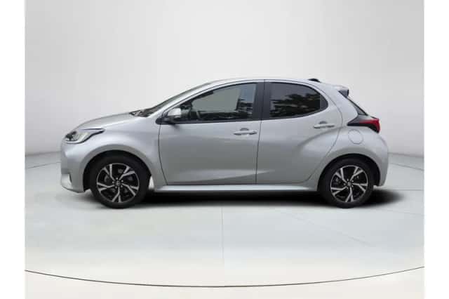 Toyota Yaris (2025) thumbnail 2