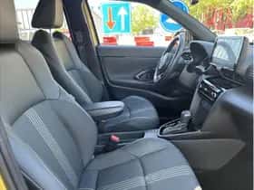 Toyota Yaris Cross (2022) thumbnail 17