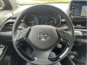 Toyota C-HR (2020) thumbnail 19