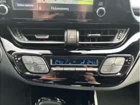 Toyota C-HR (2020) thumbnail 28