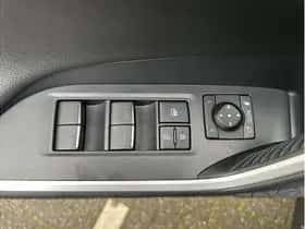 Toyota RAV4 (2023) thumbnail 22