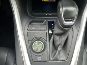 Toyota RAV4 (2023) thumbnail 35