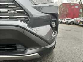 Toyota RAV4 (2023) thumbnail 9