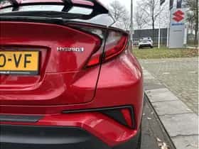 Toyota C-HR (2023) thumbnail 11