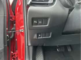 Toyota C-HR (2023) thumbnail 20