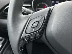 Toyota C-HR (2023) thumbnail 21