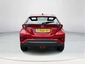 Toyota C-HR (2023) thumbnail 4