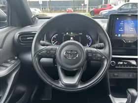 Toyota Yaris Cross (2024) thumbnail 17