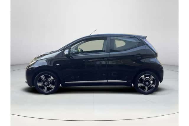 Toyota Aygo (2014) thumbnail 2