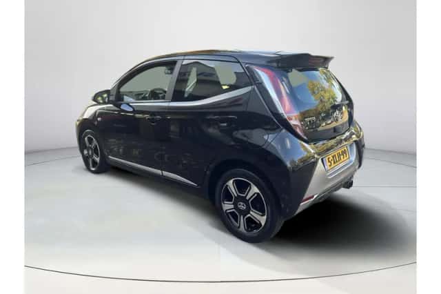 Toyota Aygo (2014) thumbnail 3