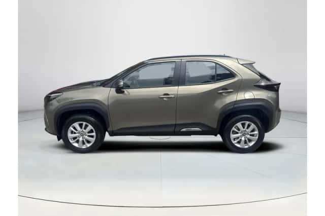 Toyota Yaris Cross (2025) thumbnail 2