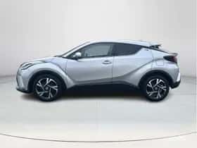 Toyota C-HR (2023) thumbnail 2
