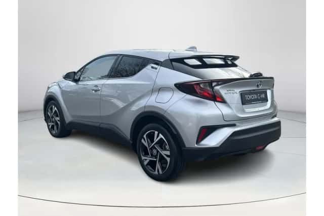 Toyota C-HR (2023) thumbnail 3