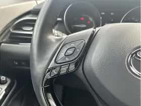 Toyota C-HR (2023) thumbnail 21